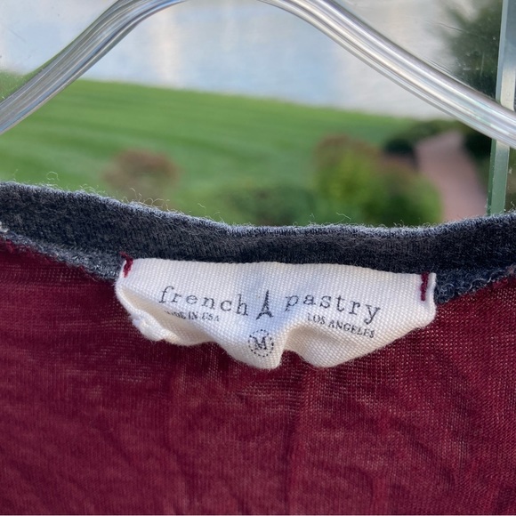 Maroon Alien Tee (M) - Juniors / Teen / Girls French Pastry - Picture 4 of 4